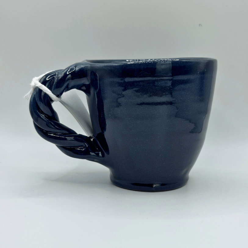 Keramieke handgemaakte mok blauw