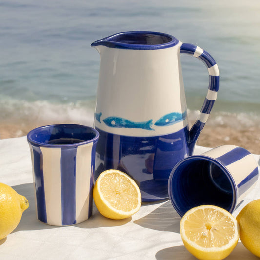 Zomerse bekers met kan