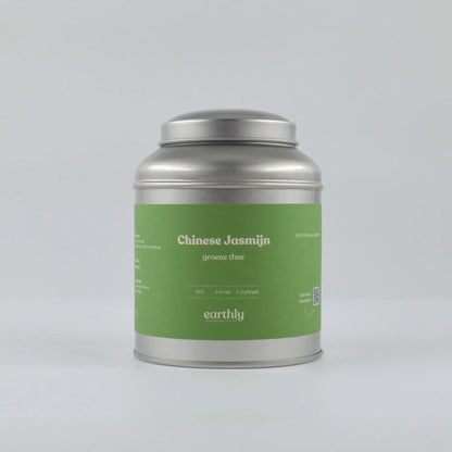 Zilverkleurig theeblik met groene label Chinese Jasmijn groene thee van Earthly