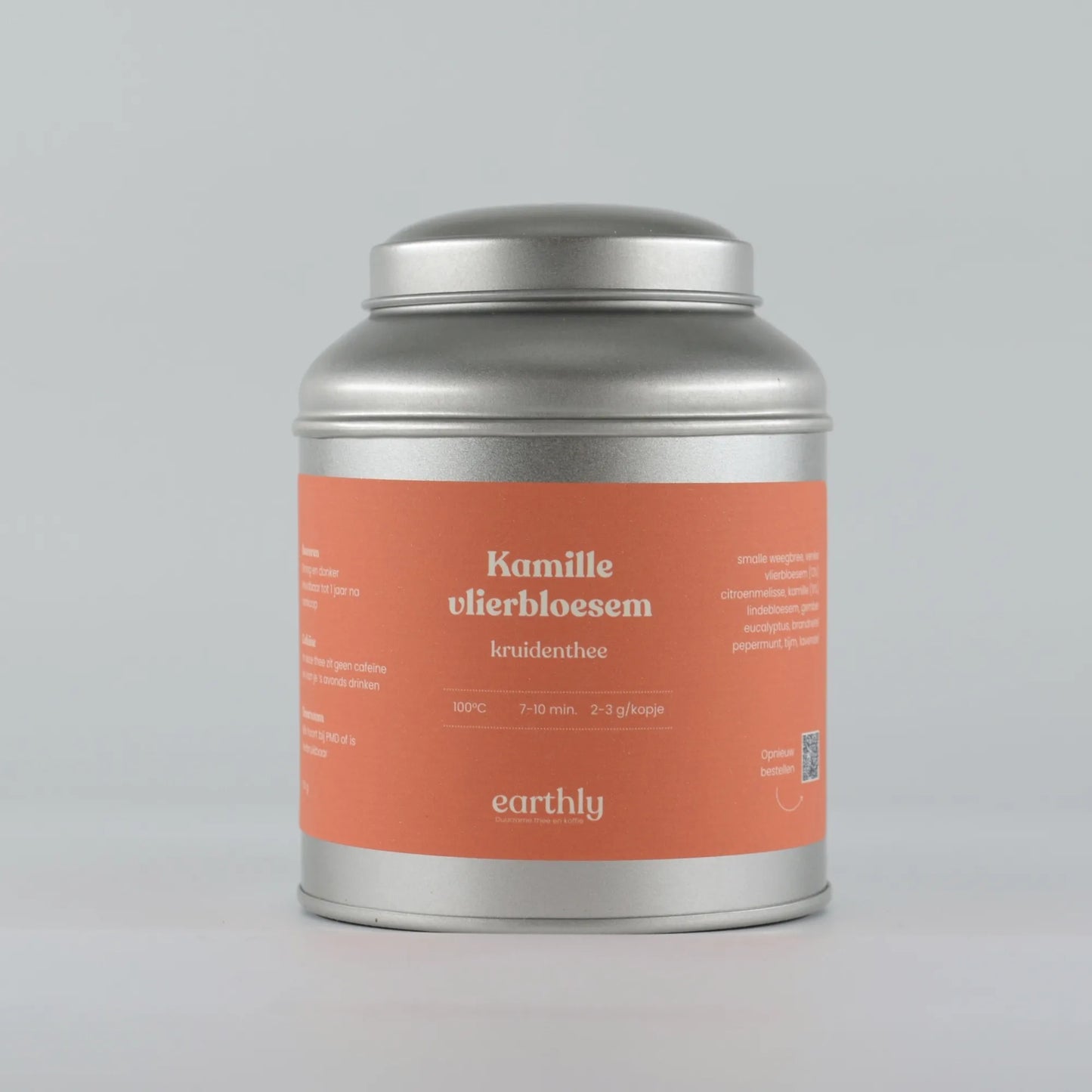Zilveren blik met oranje etiket Kamille vlierbloesem kruidenthee van Earthly