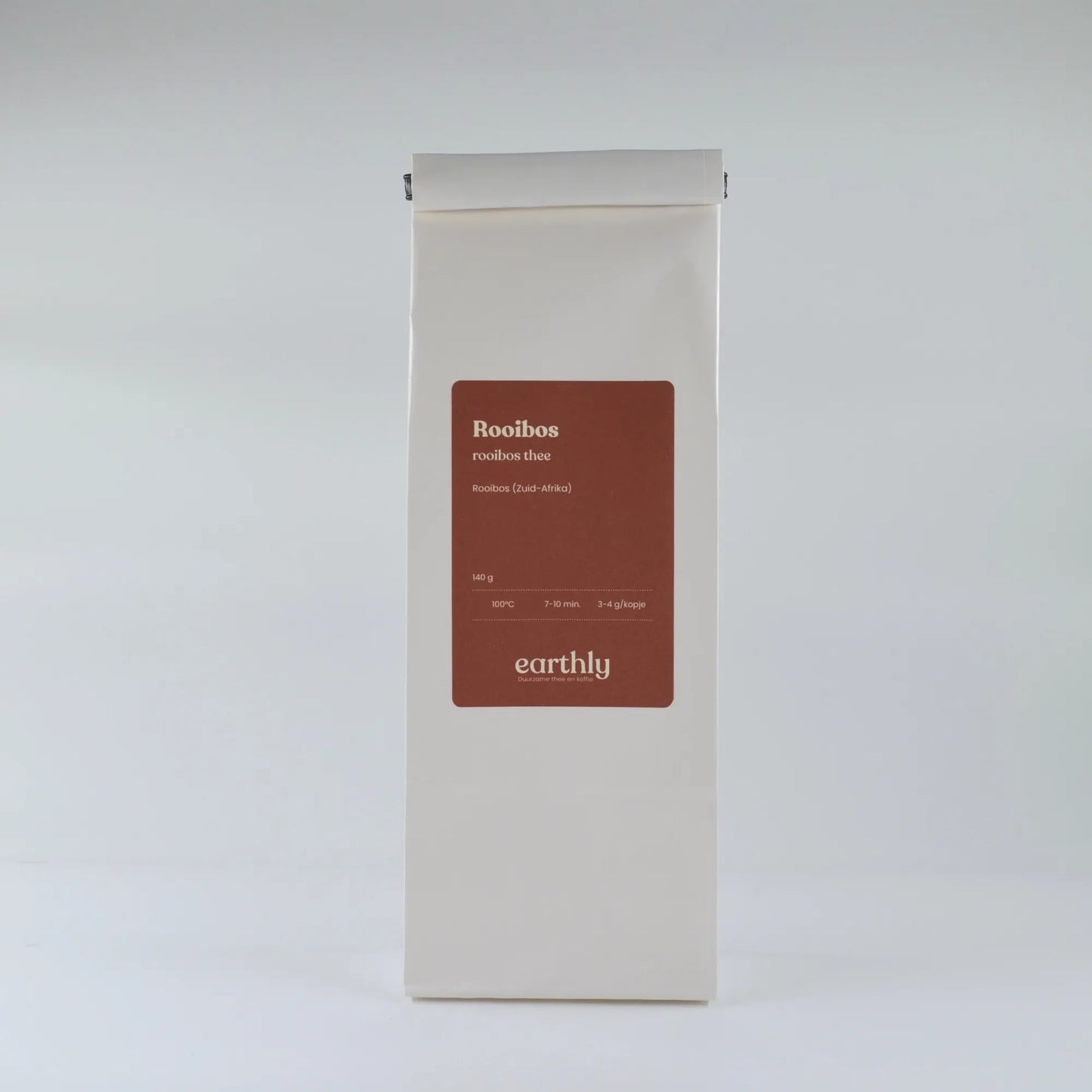 Wit zakje met rooibos thee van Earthly, 140g, duurzaam, Zuid-Afrikaanse thee