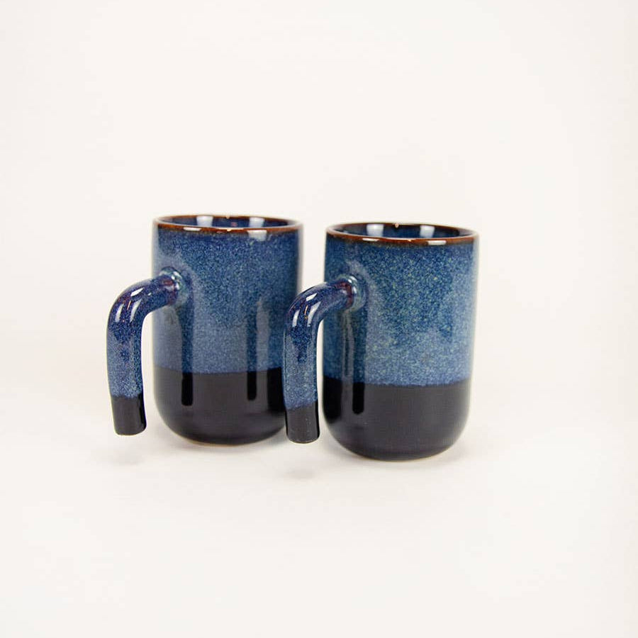 Set van twee blauwe mokken